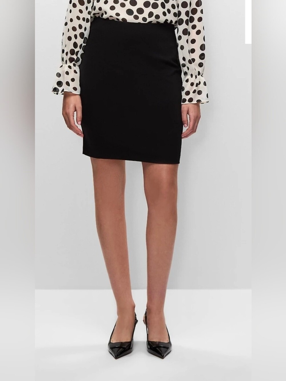 H&M Black Lined Pencil Skirt
